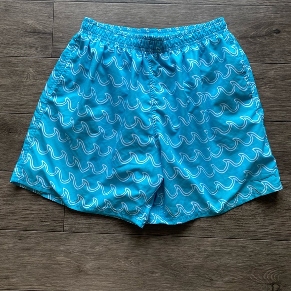 Uzzi Blue Wave Men’s Swim Trunks | Large - Picture 1 of 8